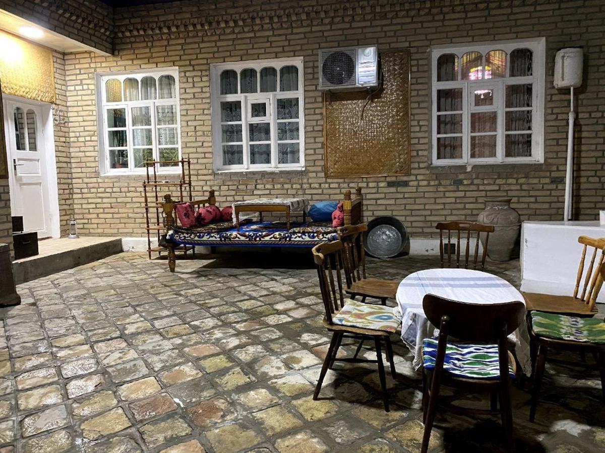 Barlos - Уютная, Семейная Атмосфера Buchara Exterior foto